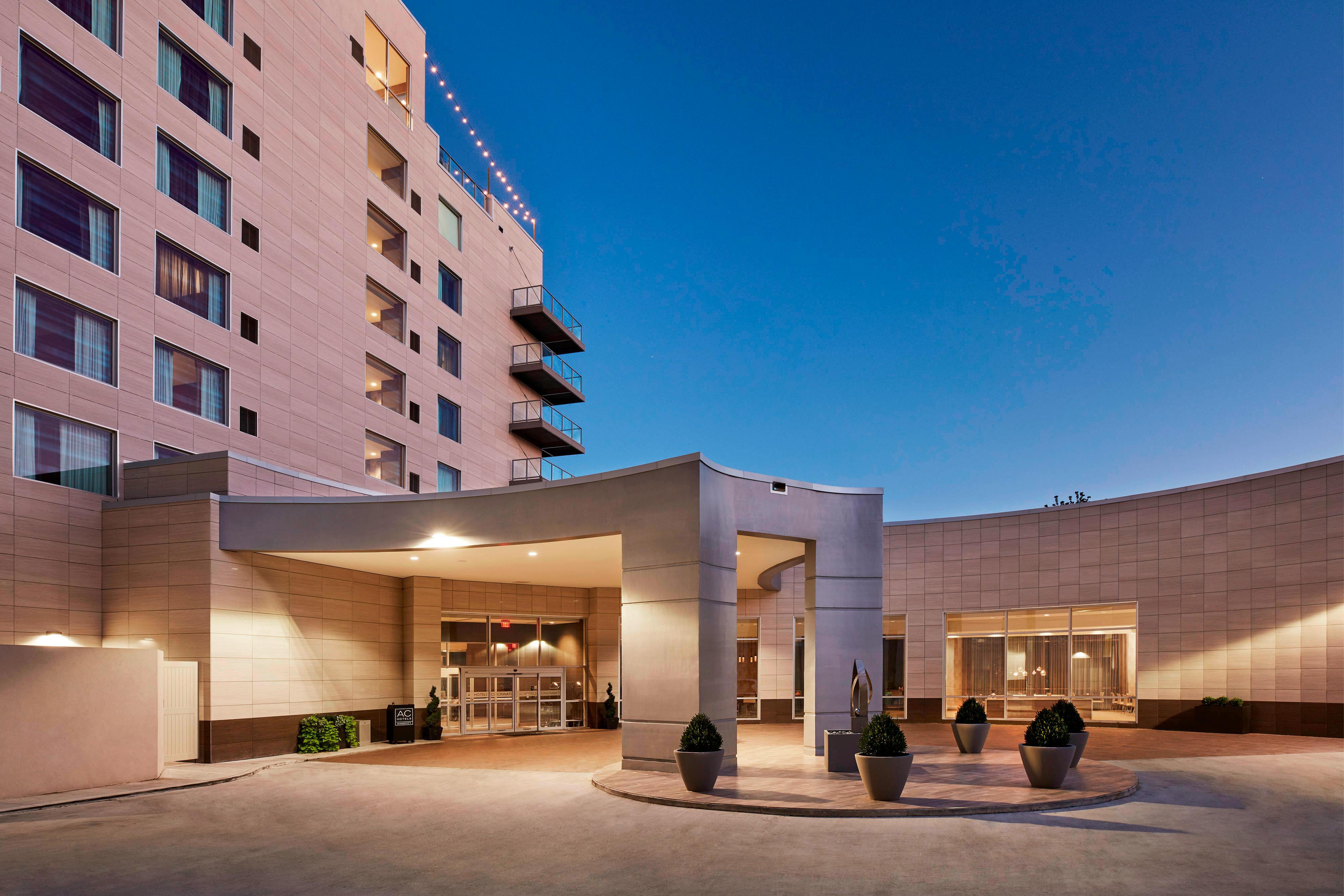Ac Hotel By Marriott Cincinnati At The Banks Esterno foto