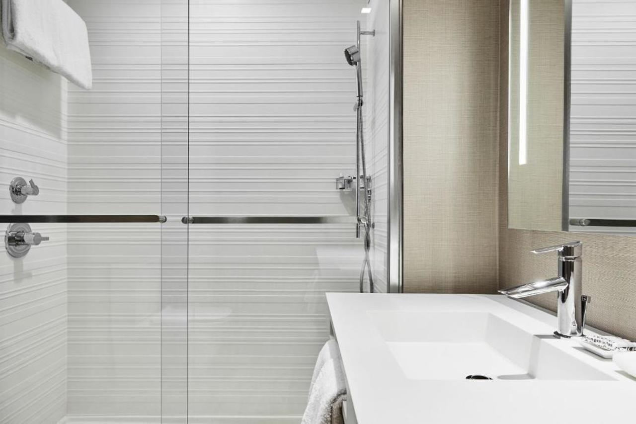 Ac Hotel By Marriott Cincinnati At The Banks Esterno foto