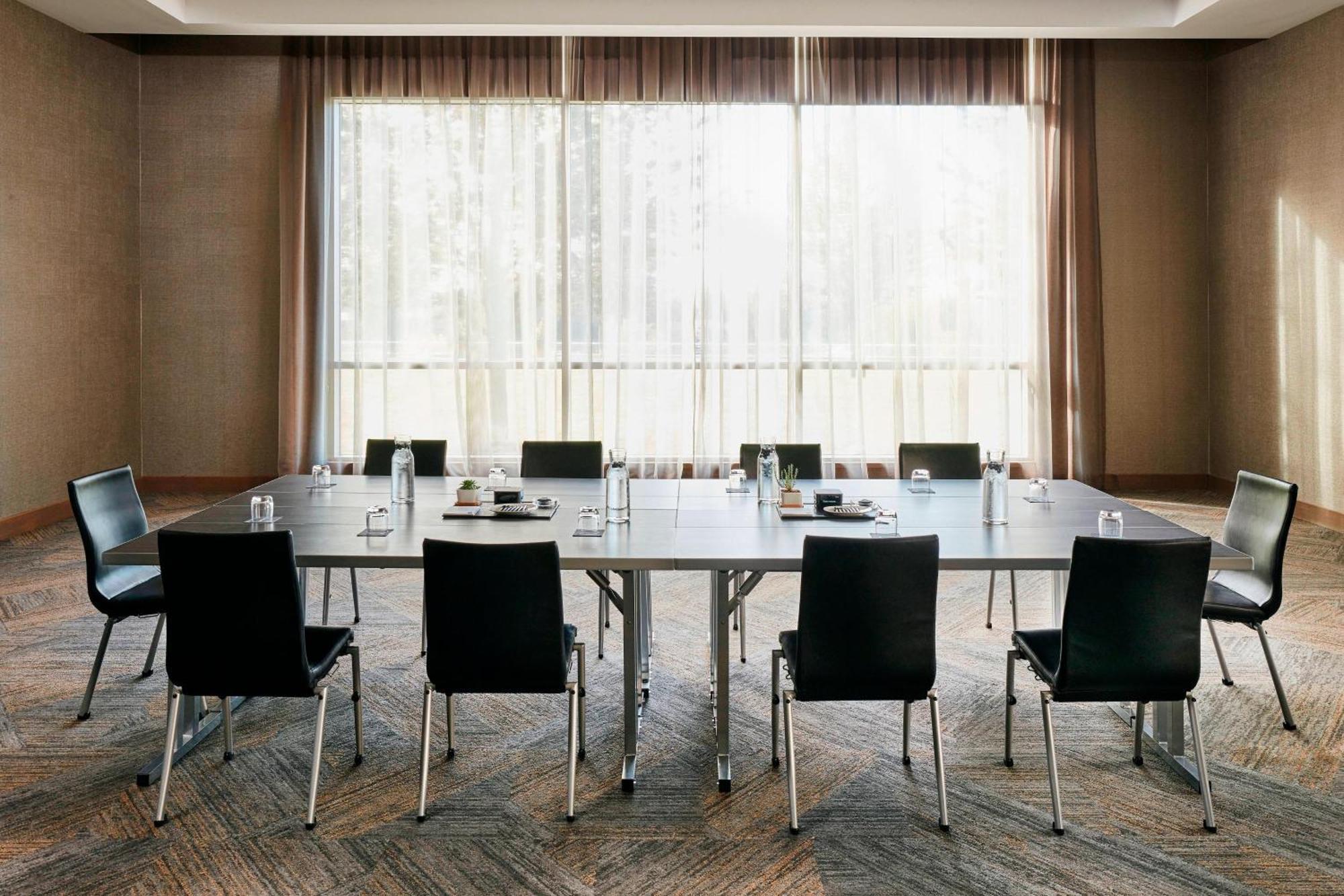 Ac Hotel By Marriott Cincinnati At The Banks Esterno foto