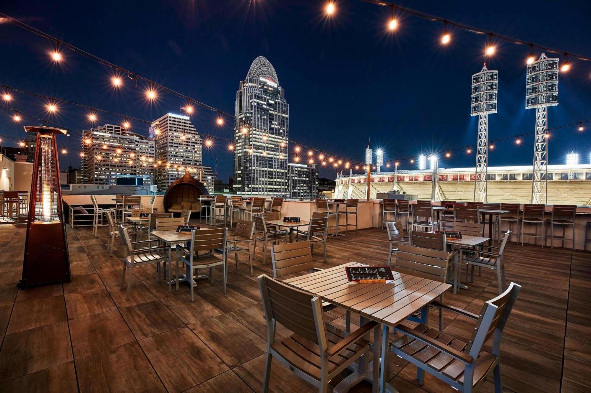 Ac Hotel By Marriott Cincinnati At The Banks Esterno foto