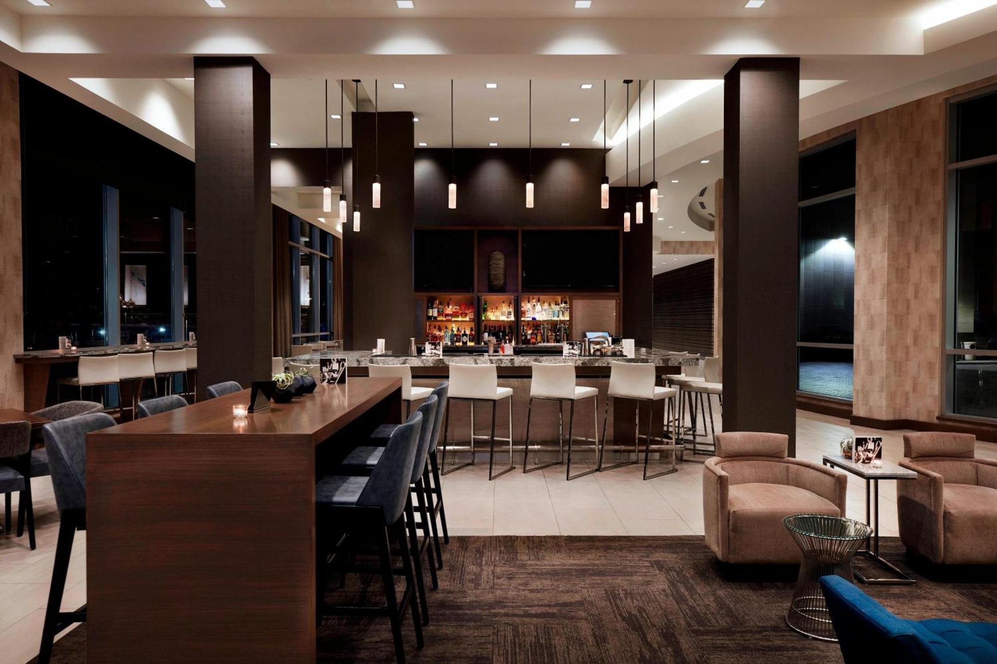 Ac Hotel By Marriott Cincinnati At The Banks Esterno foto