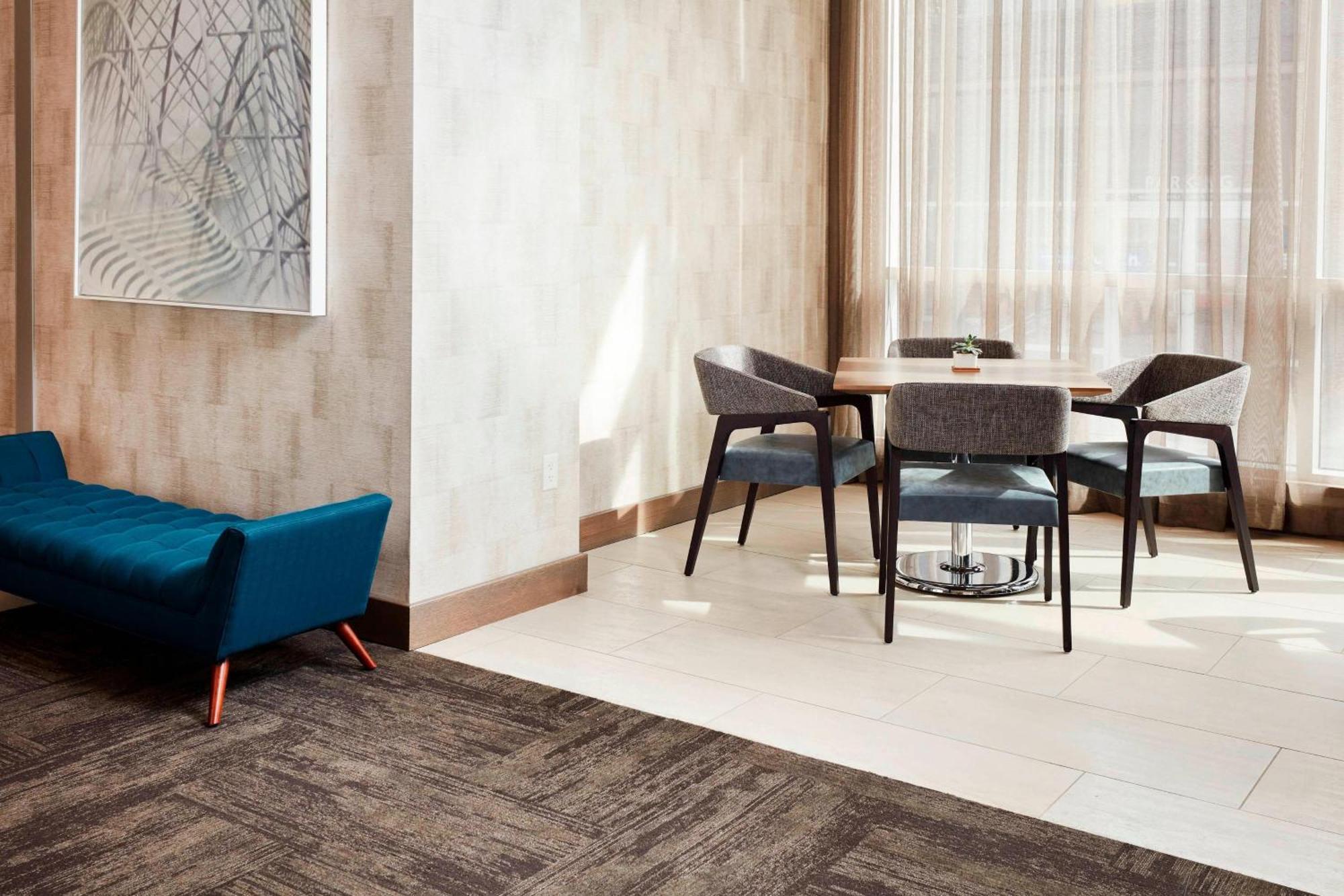 Ac Hotel By Marriott Cincinnati At The Banks Esterno foto