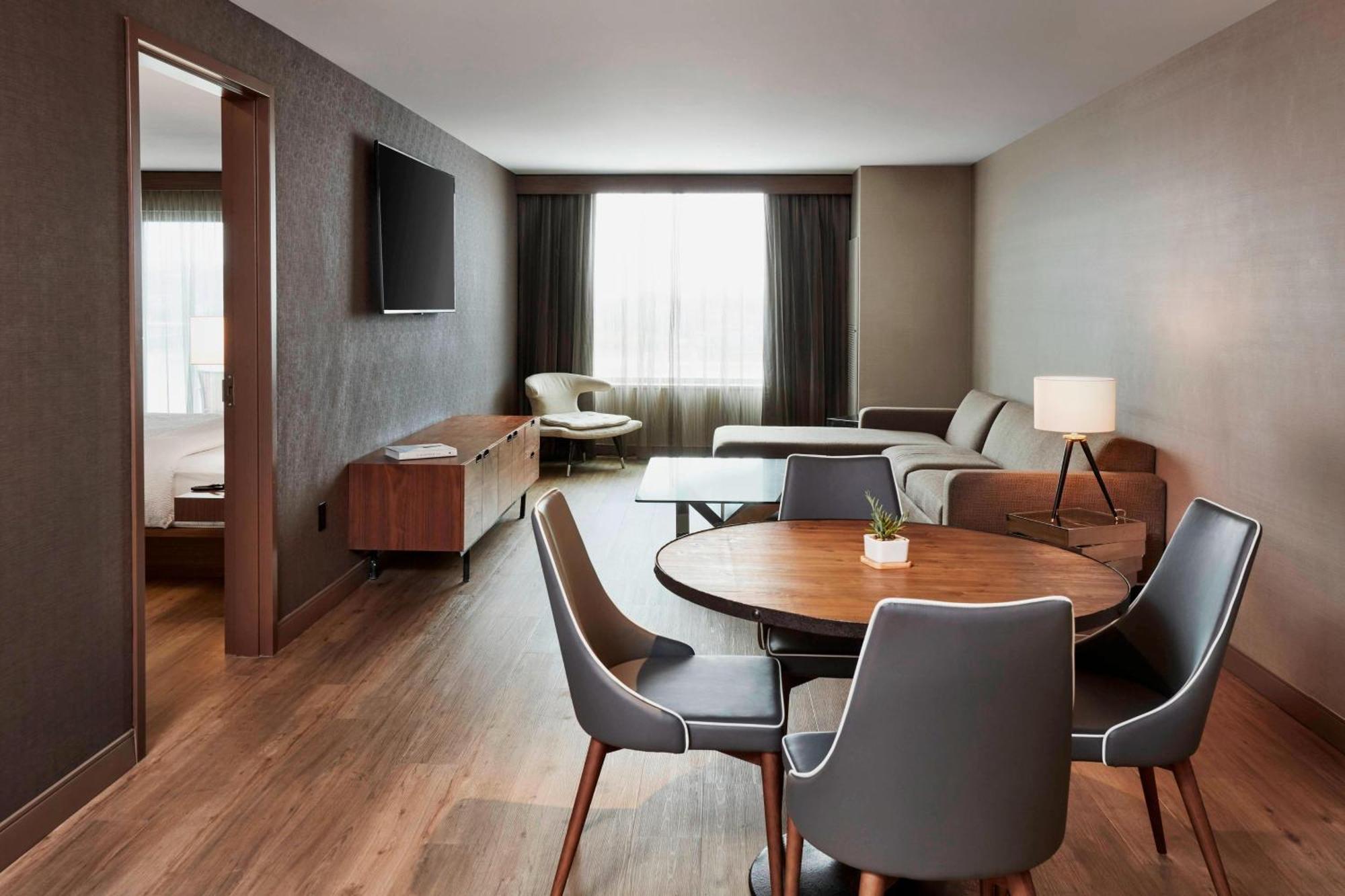 Ac Hotel By Marriott Cincinnati At The Banks Esterno foto